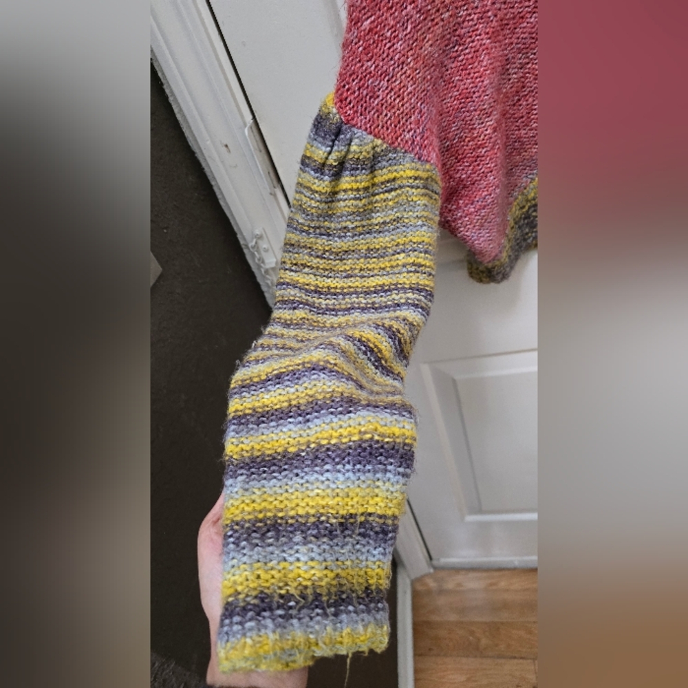 Urban Outfitters Colorful Knit Women's Crop Sweater-Size Small - Picture 7 of 14